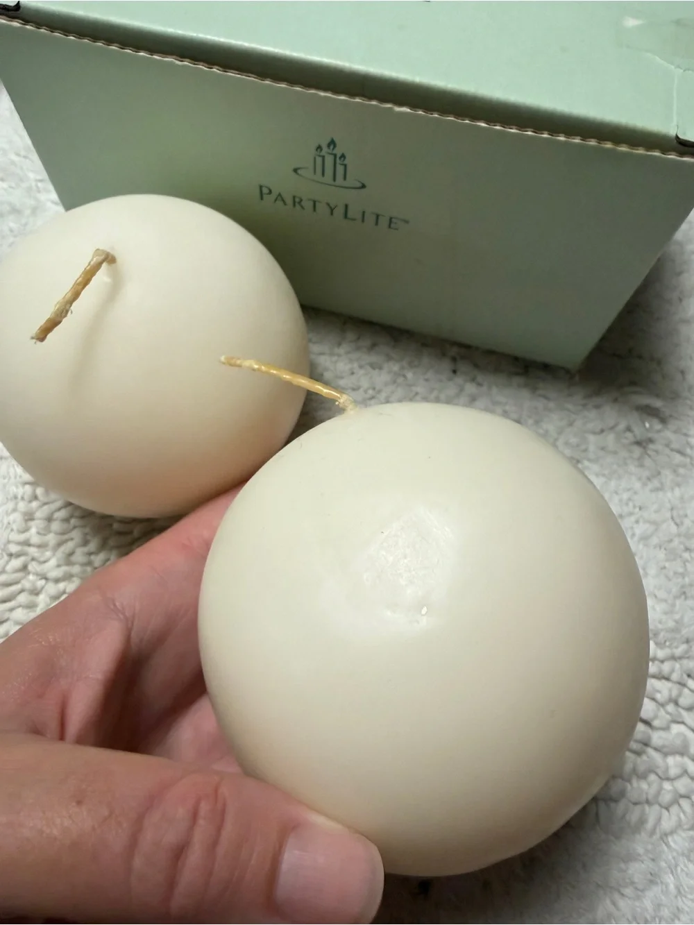 NWT Partylite 3” Ball Candles in “Spiced Vanilla”